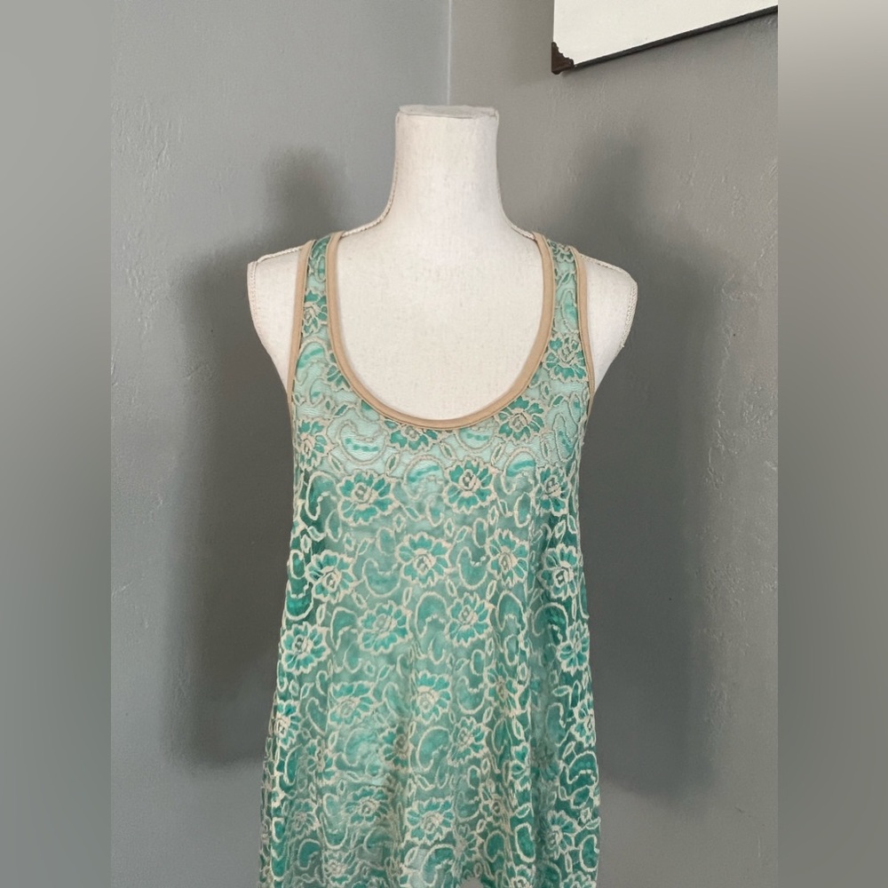 ToTo Collection  Tank Top  Size 1X Used - Picture 2 of 7